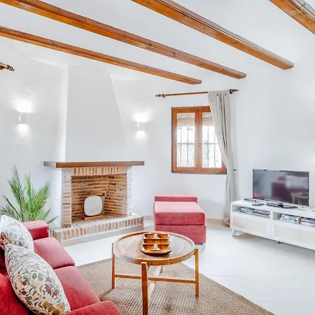 فيلة Les Canyes By Interhome *