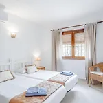 Les Canyes By Interhome